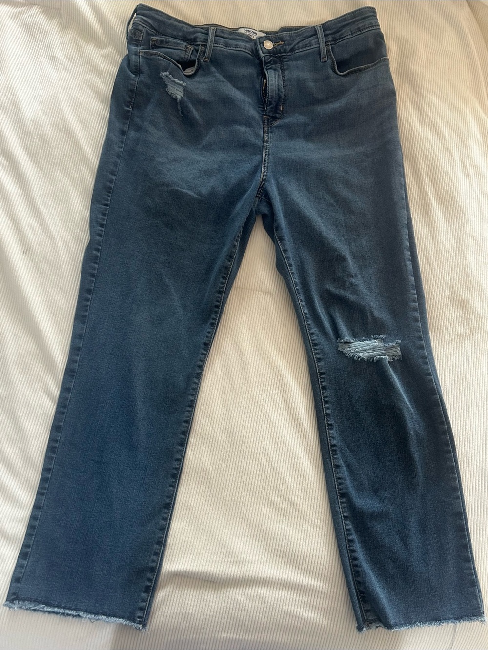 Denizen from Levi's High Rise Ankle Straight Distressed Jeans Women's‎ 14